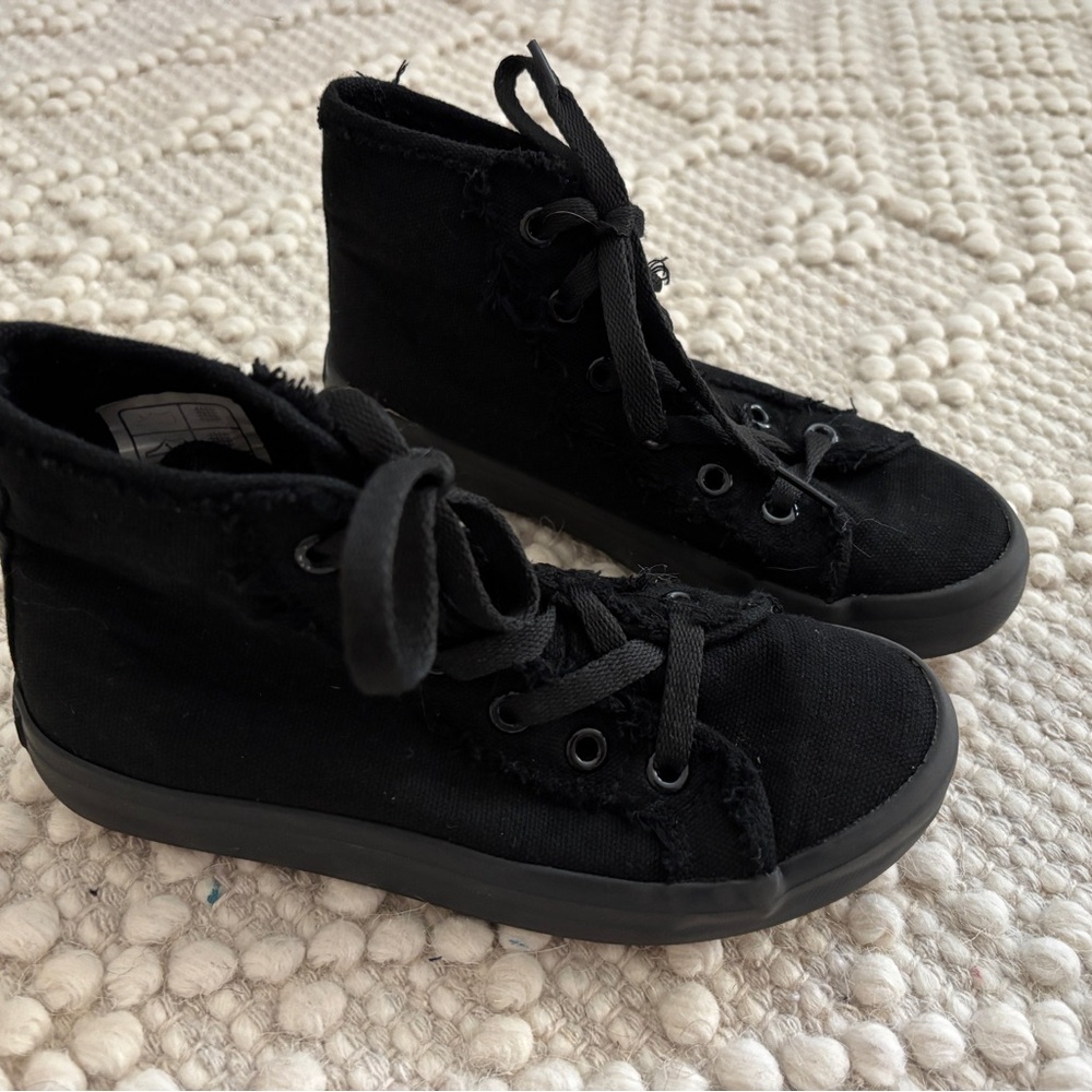 Revolution Black High-Top Kids Hip-Hop Dance Sneakers